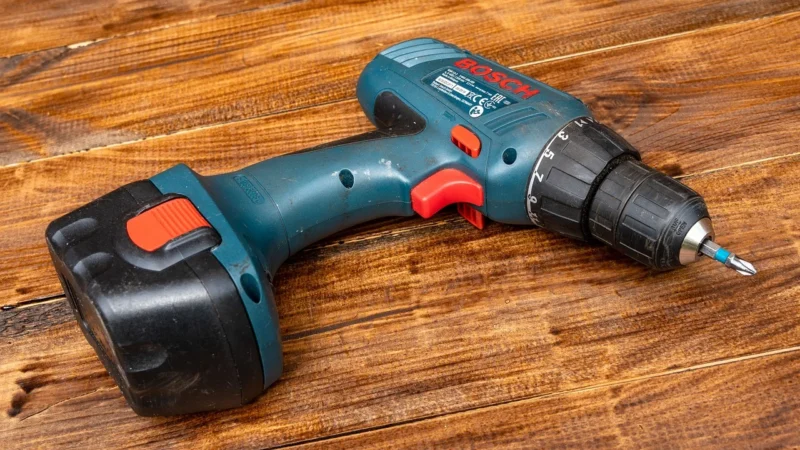 Bosch zestaw X-line 70-częściowy Titanium 2607019329