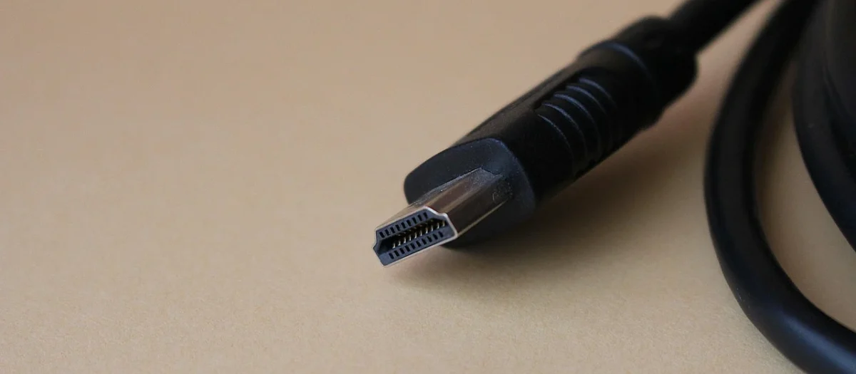 Karlik Gniazdo HDMI + Gniazda Komputerowe 1Xrj45 Kat.5E Biały MGHKBO